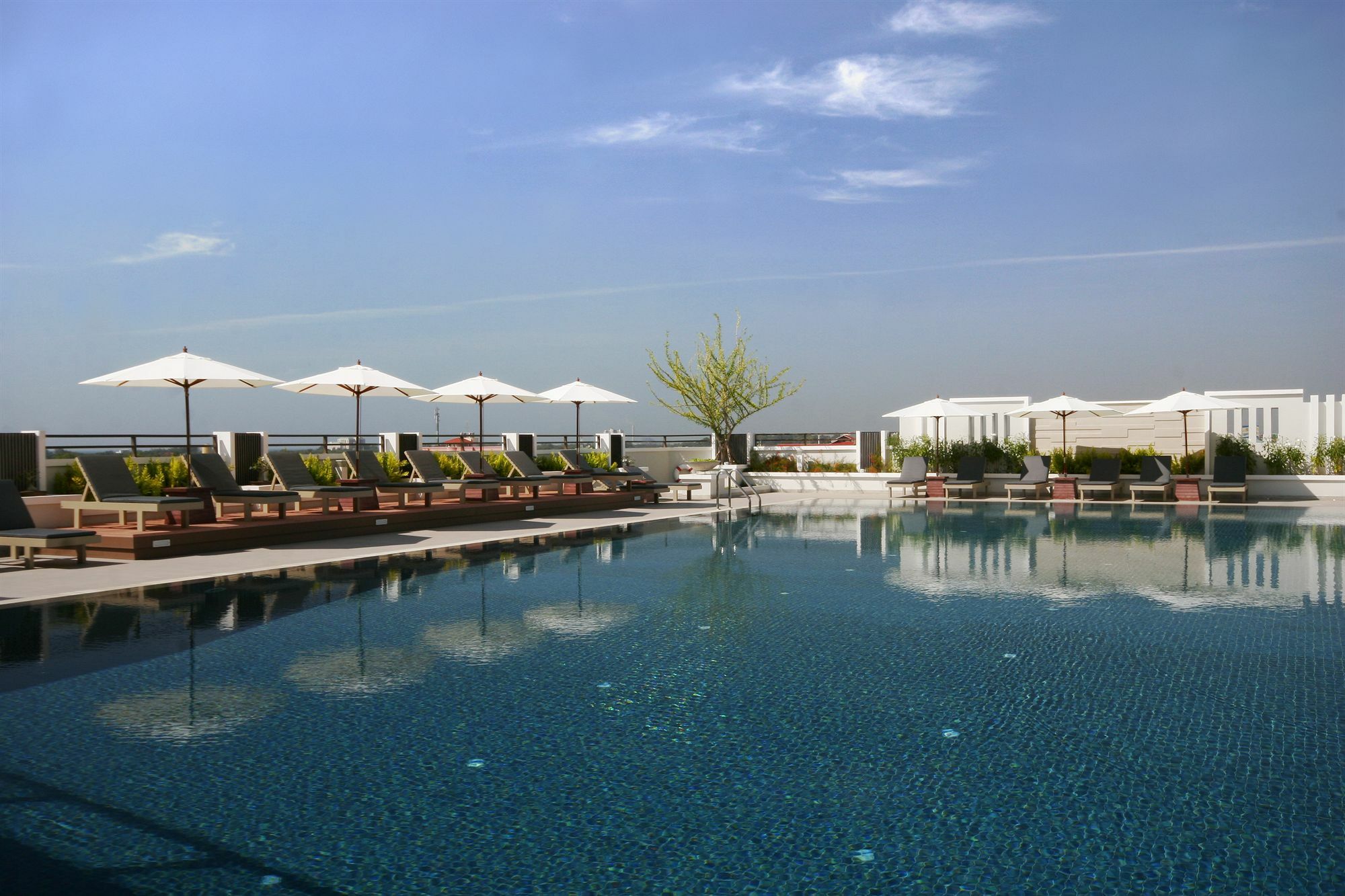 Kameo Grand Hotel & Serviced Apartment, Ράγιονγκ Εξωτερικό φωτογραφία