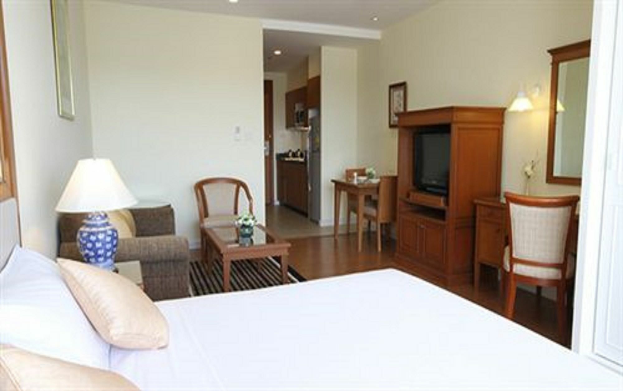 Kameo Grand Hotel & Serviced Apartment, Ράγιονγκ Εξωτερικό φωτογραφία